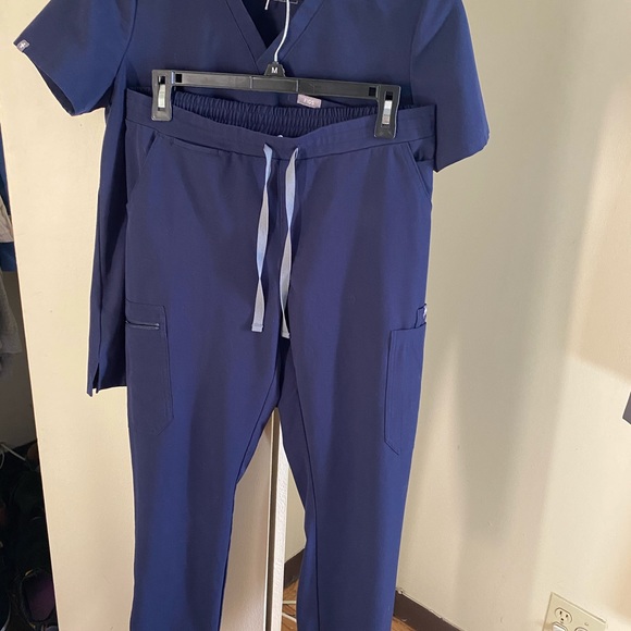 Sold - Picture 2 of 5